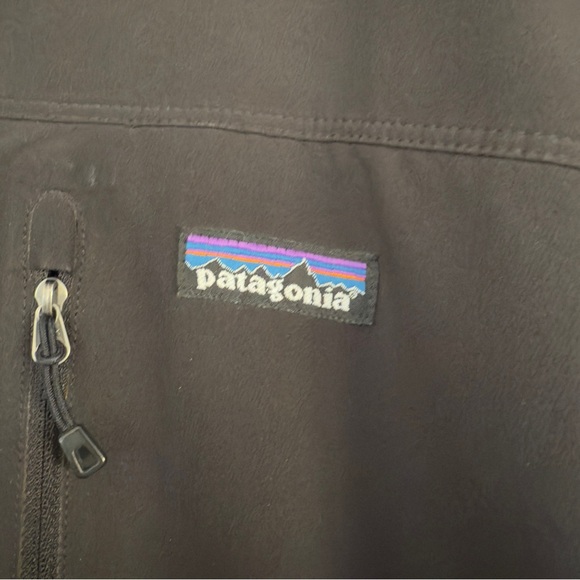 Patagonia Mens Simple Guide Softshell jacket in black Size: XXL - Picture 4 of 5